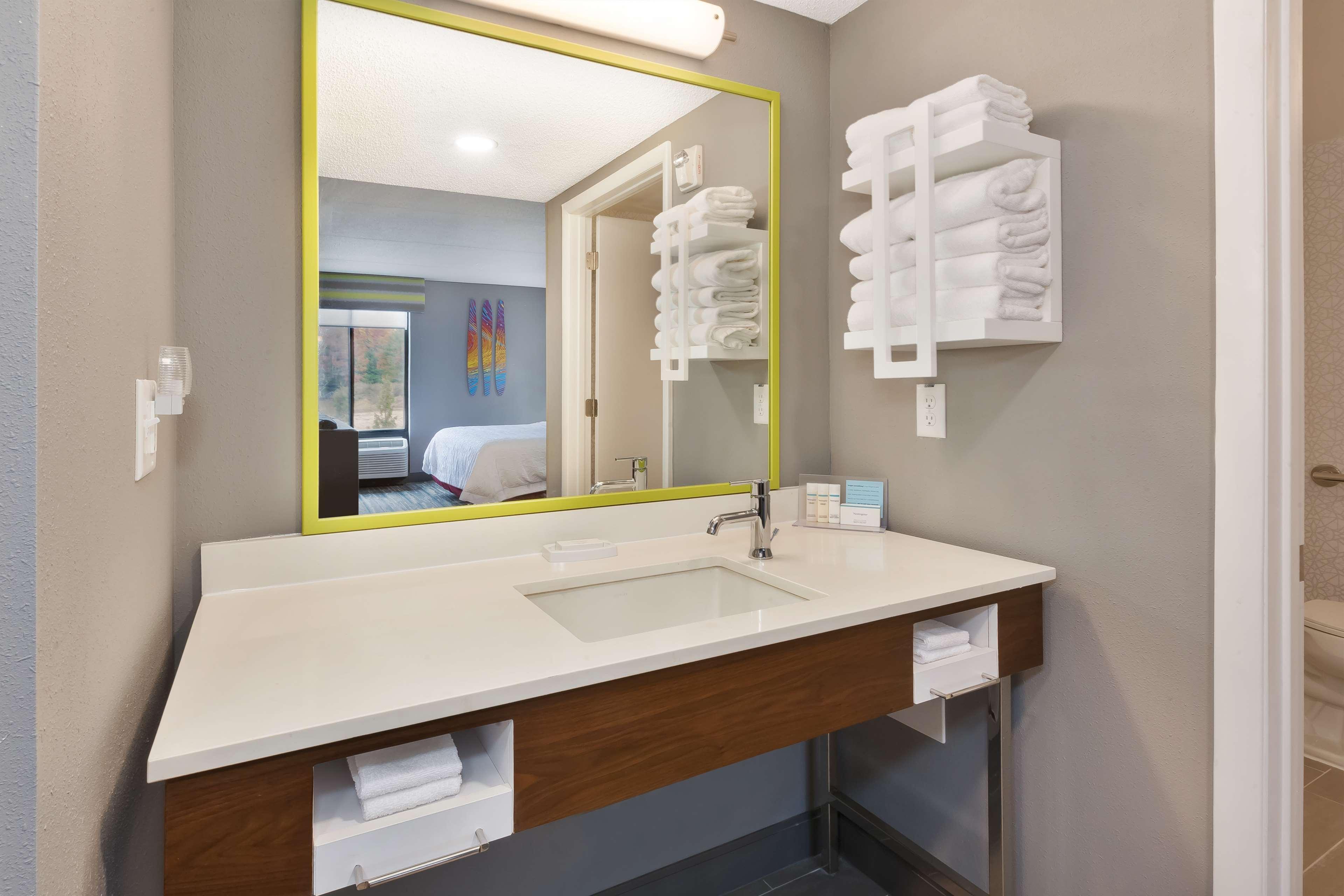 Hampton Inn Traverse City Extérieur photo